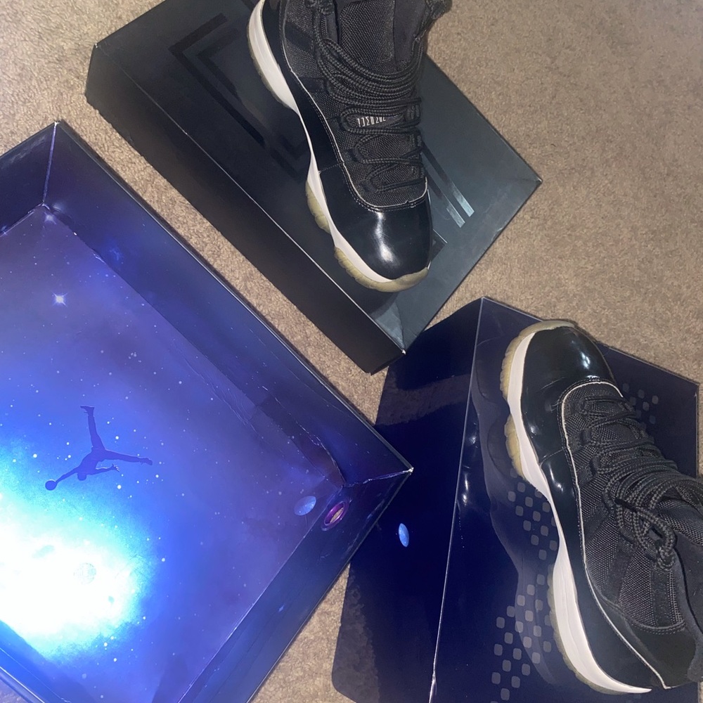Jordan 11 space jams